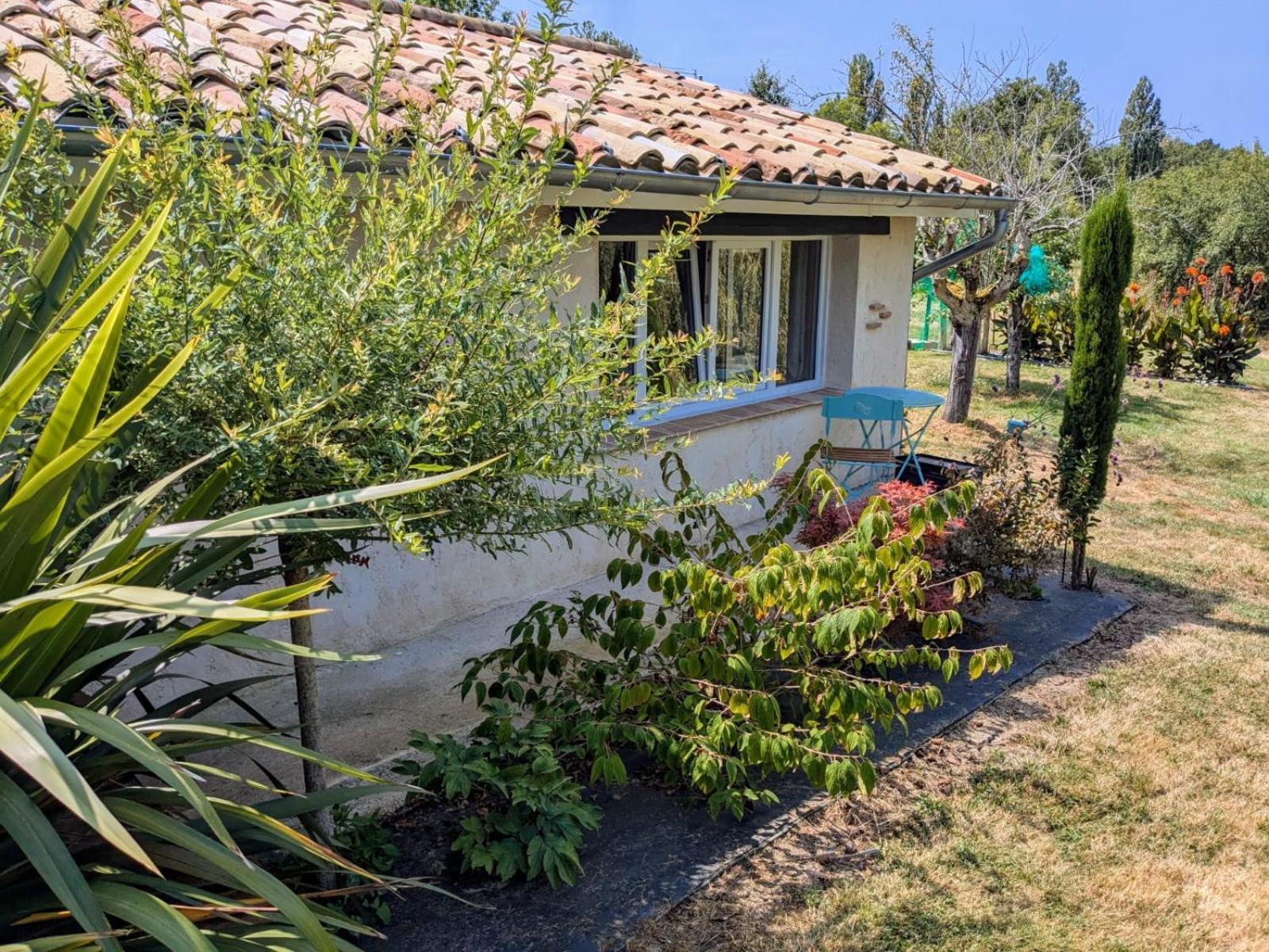 Gite Charme Et Campagne Montazeau Buitenkant foto